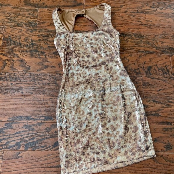 Cache Mini Party Dress 1980s Leopard Print Sequined Cut Out Back Size 4 - Picture 7 of 9